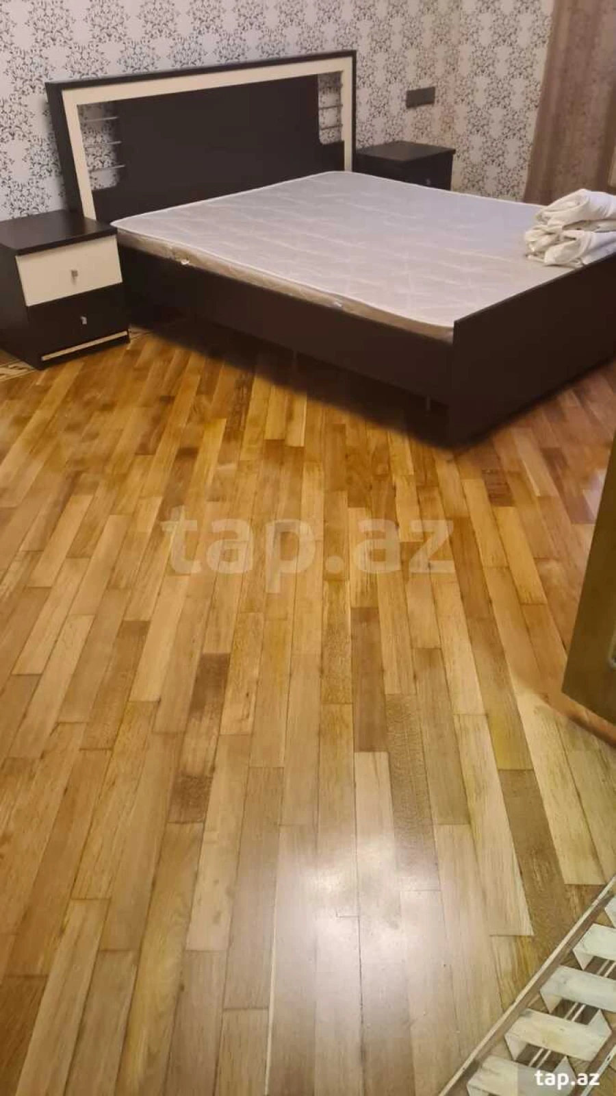 Kirayə verilir 3 otaqlı yeni tikili 135 m²