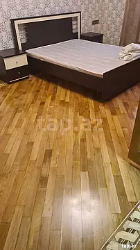 Kirayə verilir 3 otaqlı yeni tikili 135 m²