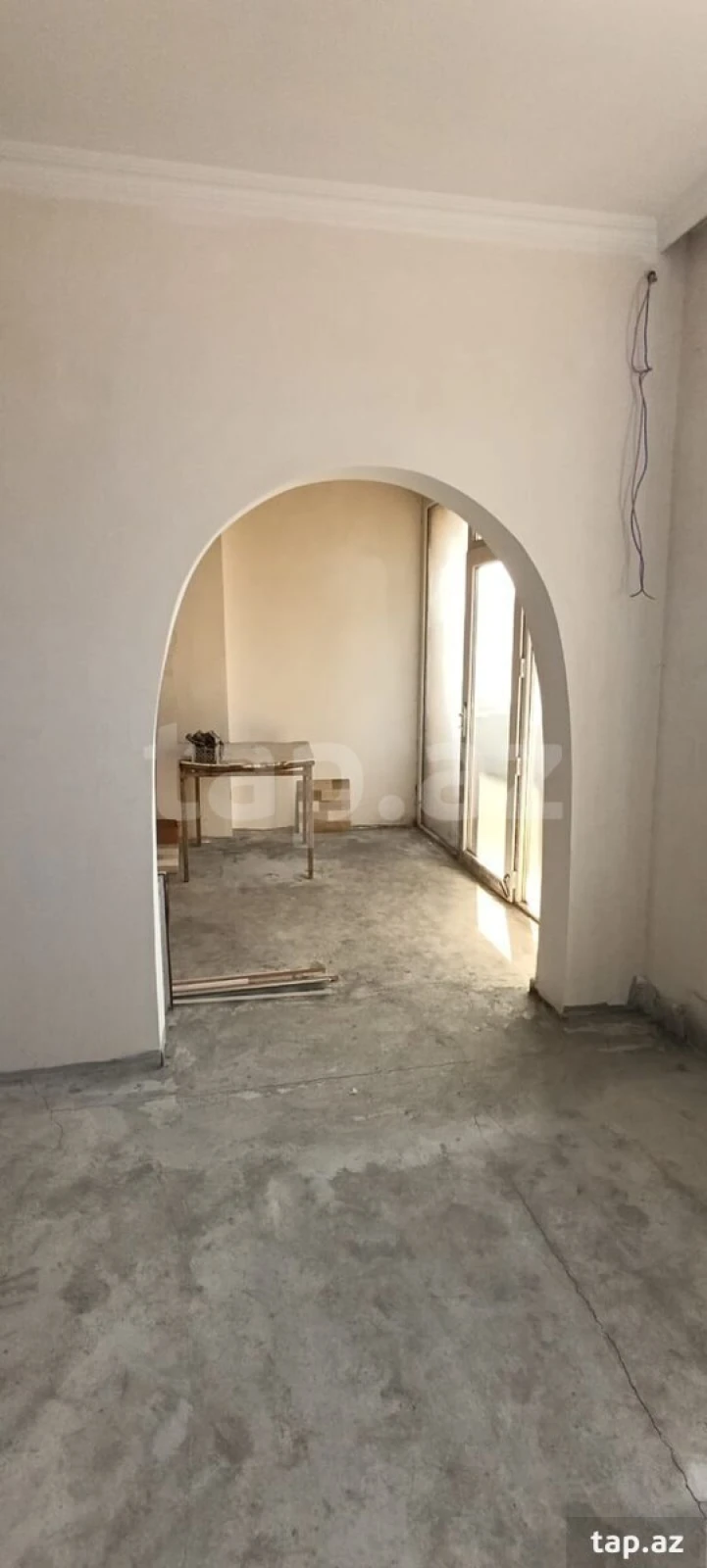 Satılır 4 otaqlı yeni tikili 75 m²