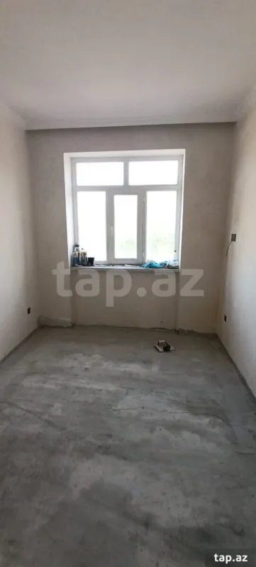 Satılır 4 otaqlı yeni tikili 75 m²