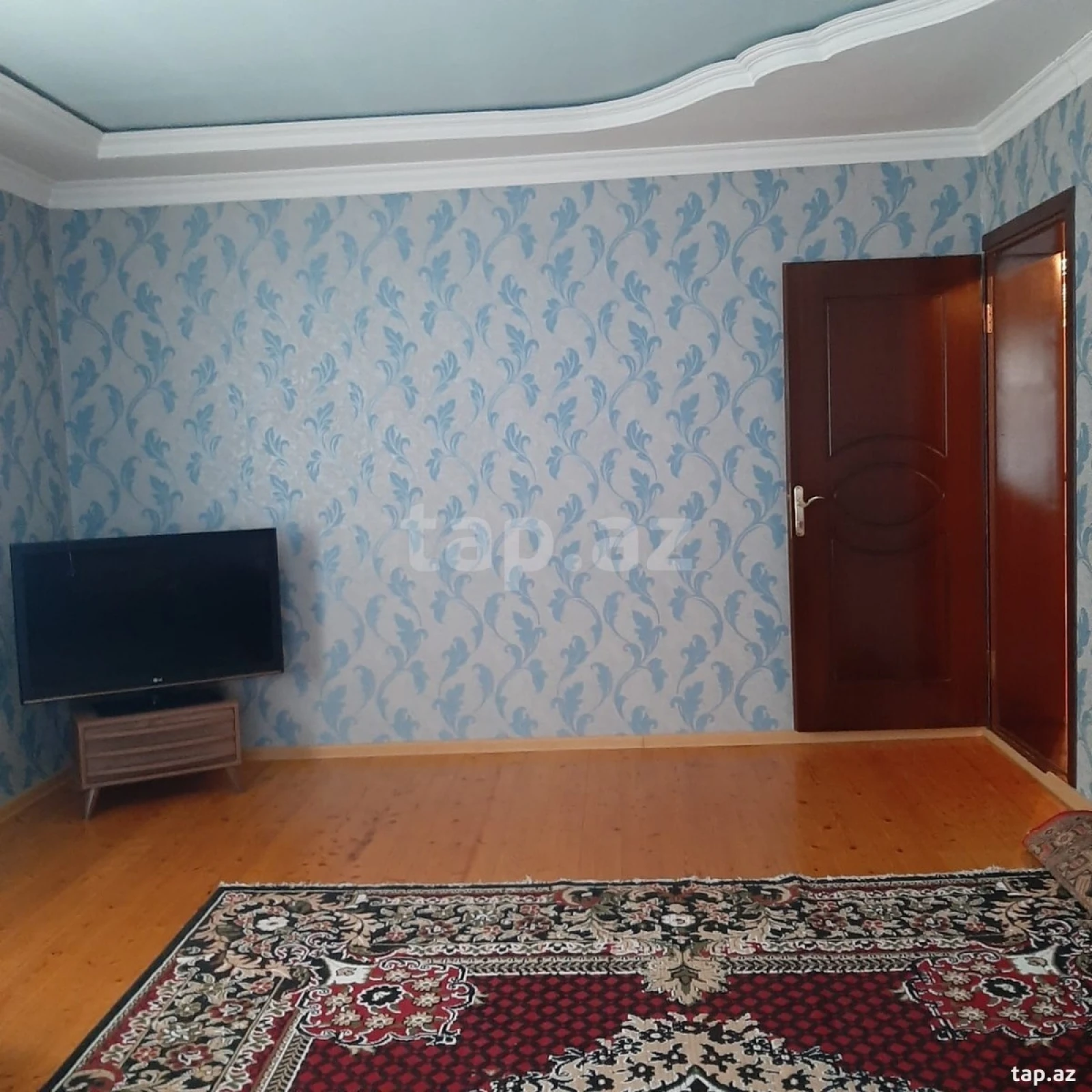 Satılır 5 otaqlı həyət evi