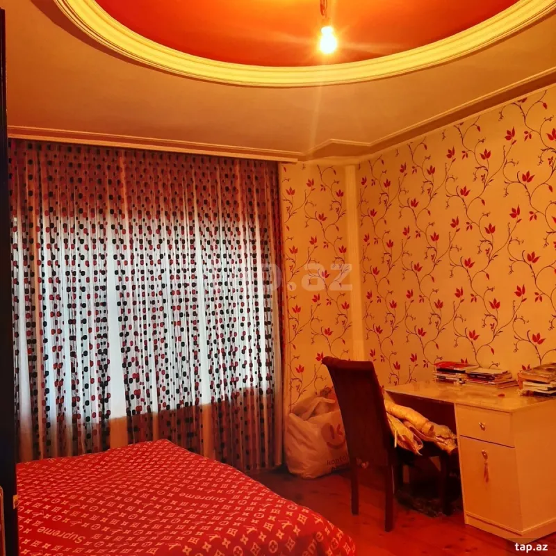 Satılır 5 otaqlı həyət evi