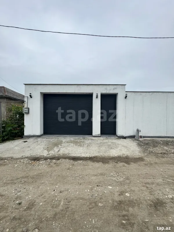 Satılır 3 otaqlı həyət evi