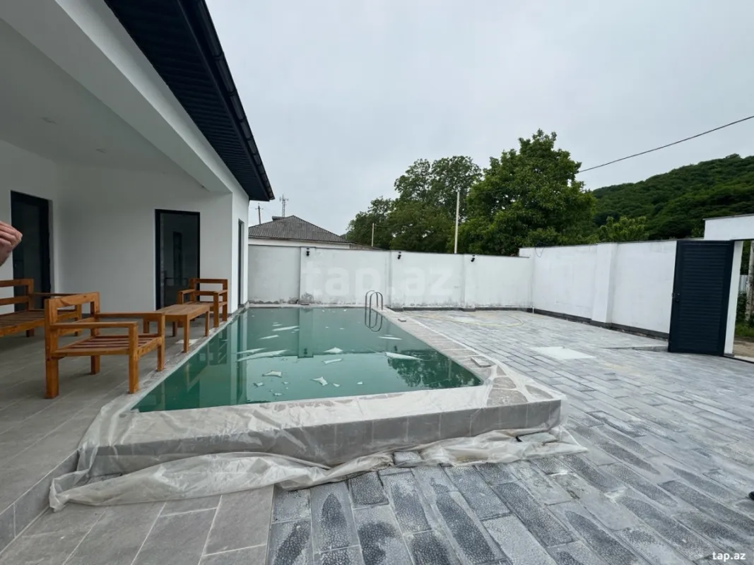 Satılır 3 otaqlı həyət evi