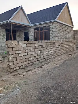 Satılır 4 otaqlı həyət evi 100 m²