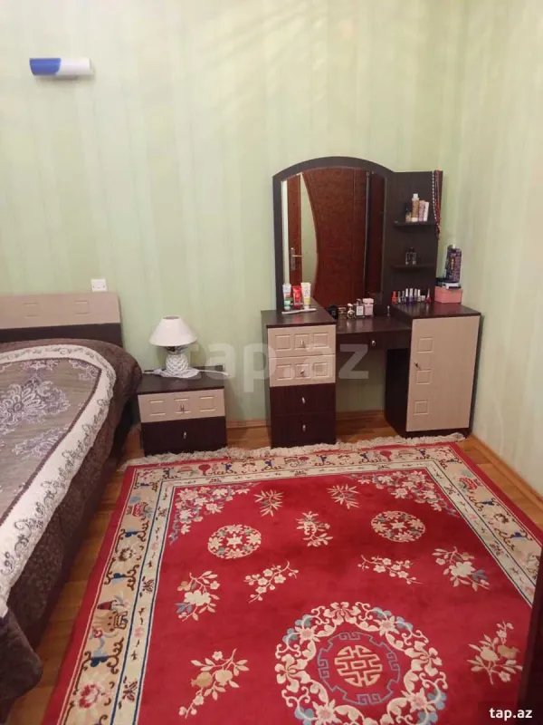 Kirayə verilir 3 otaqlı yeni tikili 120 m²