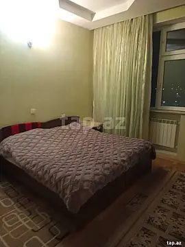 Kirayə verilir 3 otaqlı yeni tikili 120 m²