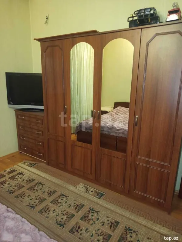 Kirayə verilir 3 otaqlı yeni tikili 120 m²