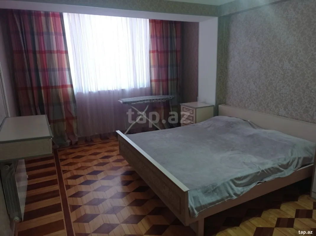 Kirayə verilir 2 otaqlı mənzil 75 m²