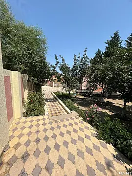 Satılır 3 otaqlı həyət evi