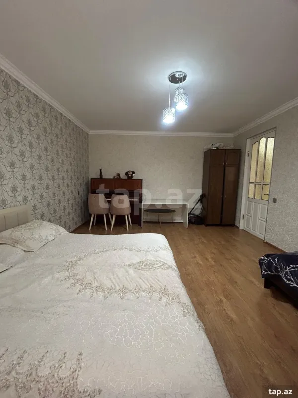 Satılır 3 otaqlı həyət evi