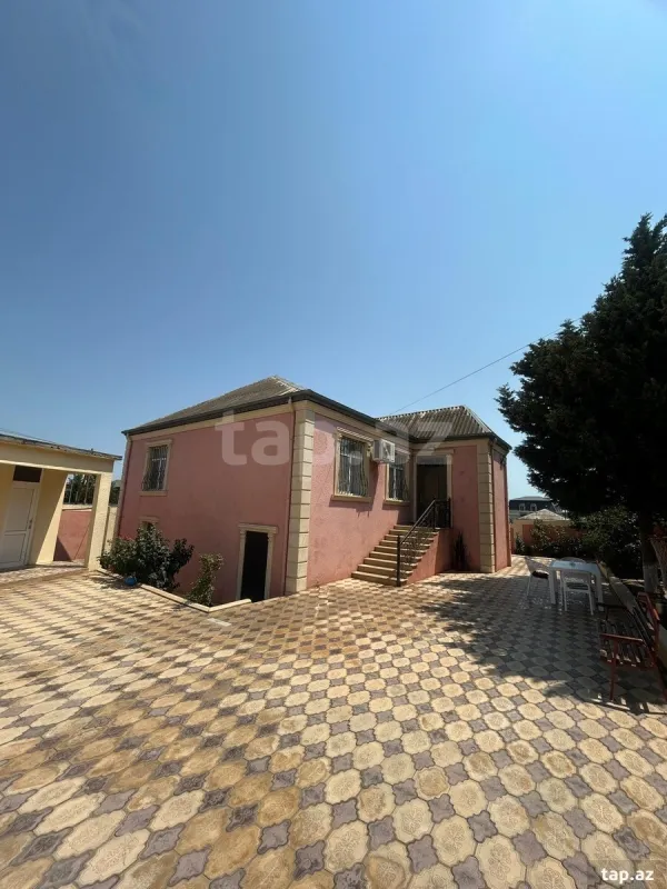 Satılır 3 otaqlı həyət evi
