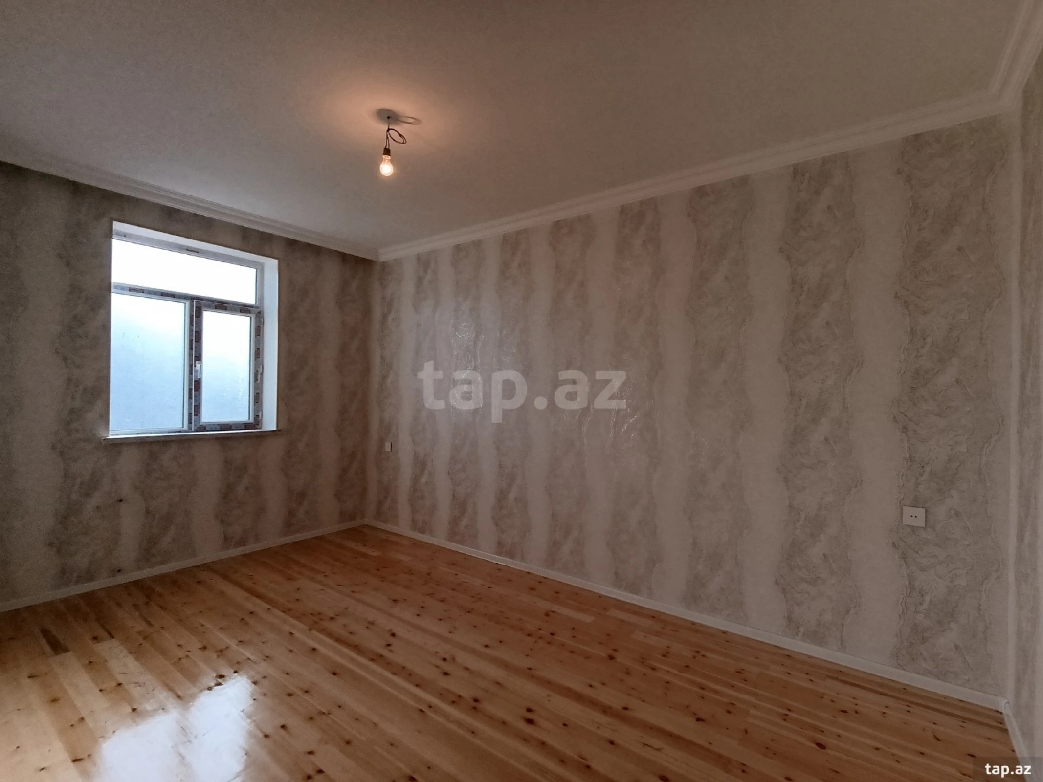 Satılır 3 otaqlı həyət evi