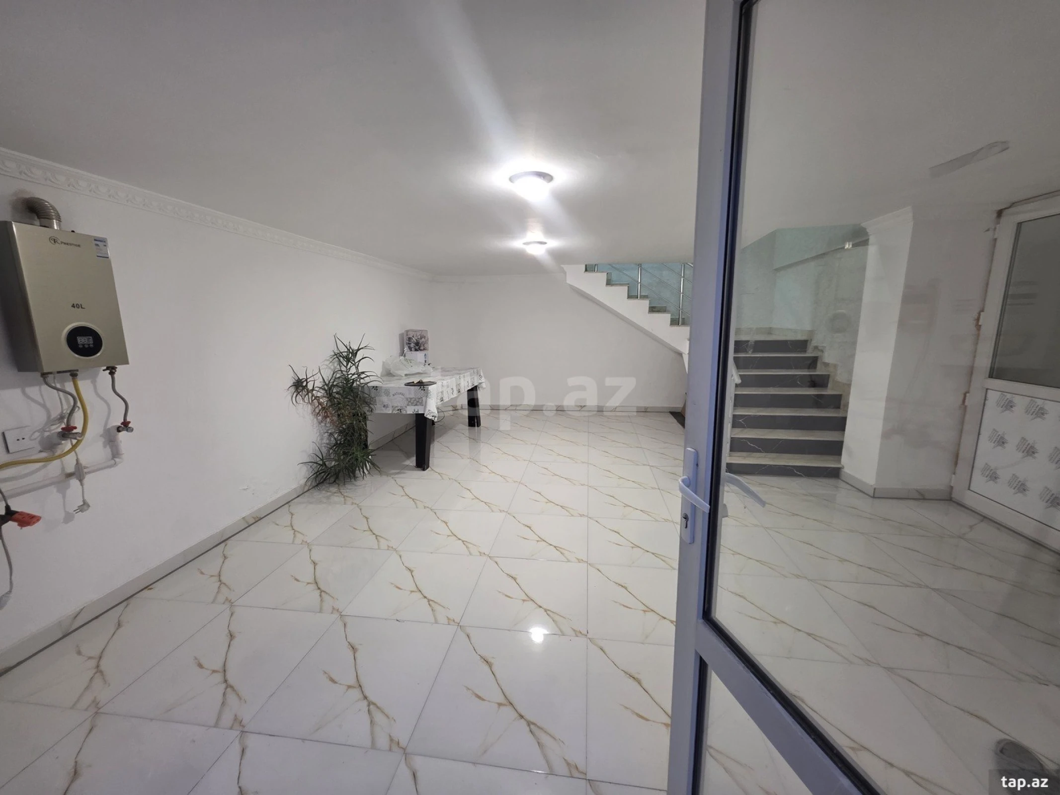 Satılır 4 otaqlı həyət evi