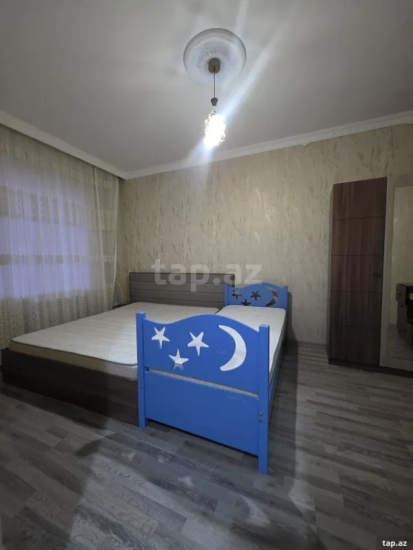 Satılır 4 otaqlı həyət evi