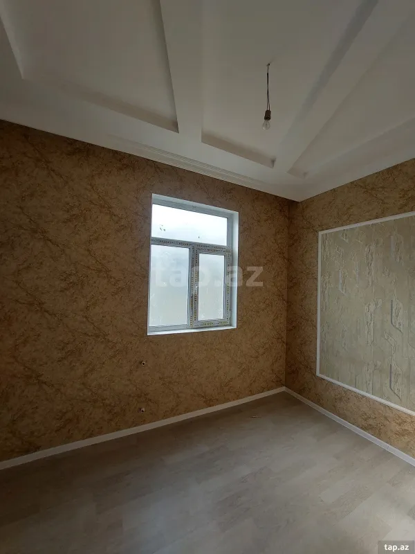 Satılır 4 otaqlı həyət evi