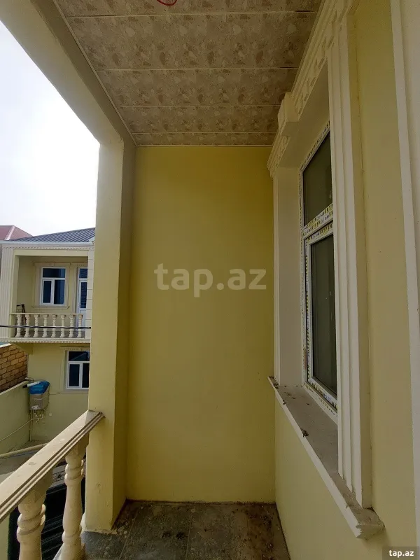 Satılır 4 otaqlı həyət evi