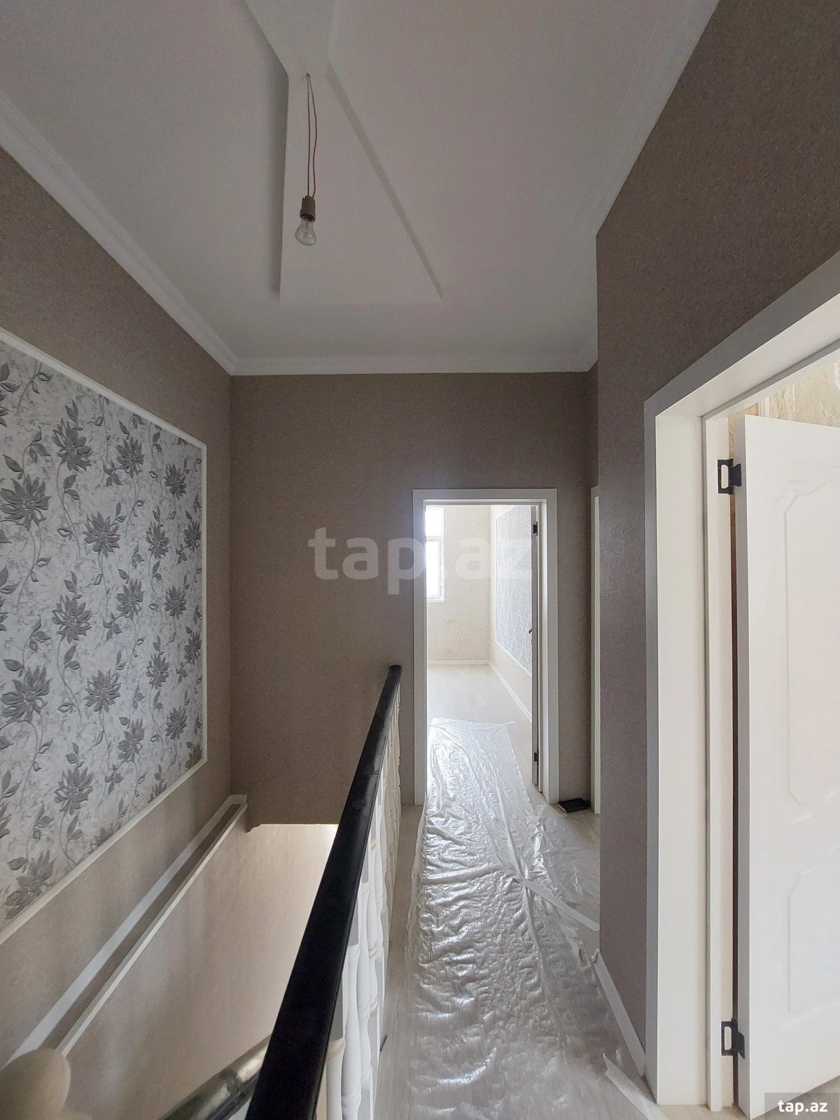 Satılır 4 otaqlı həyət evi