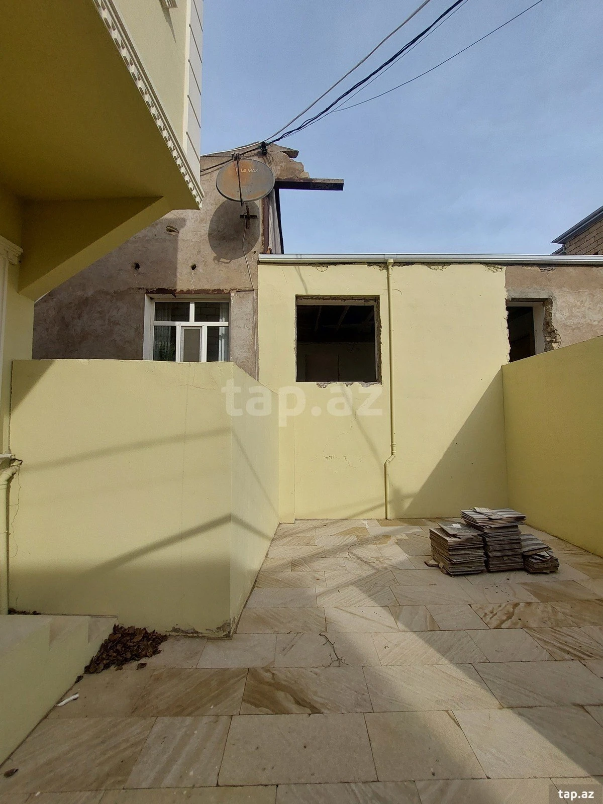 Satılır 4 otaqlı həyət evi