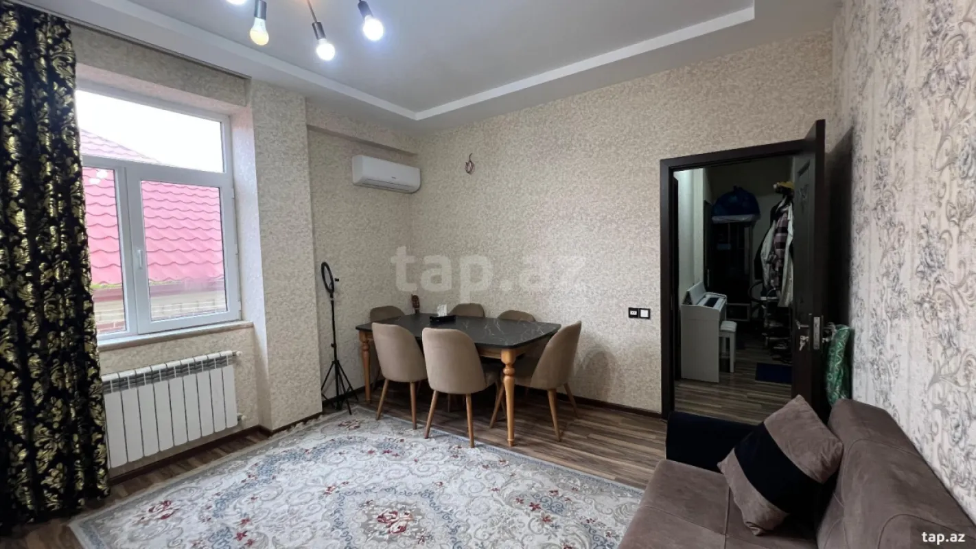 Satılır 1 otaqlı yeni tikili 42 m²