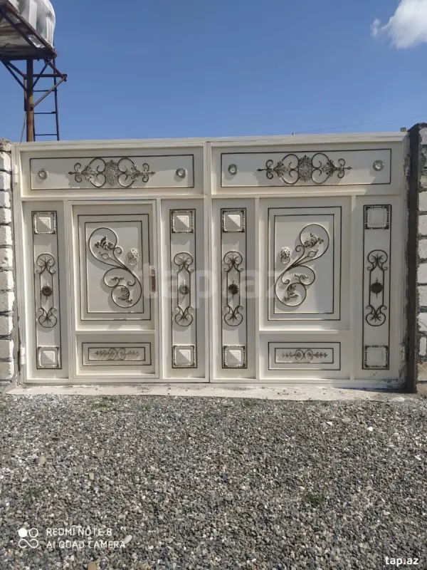 Satılır 4 otaqlı həyət evi 100 m²