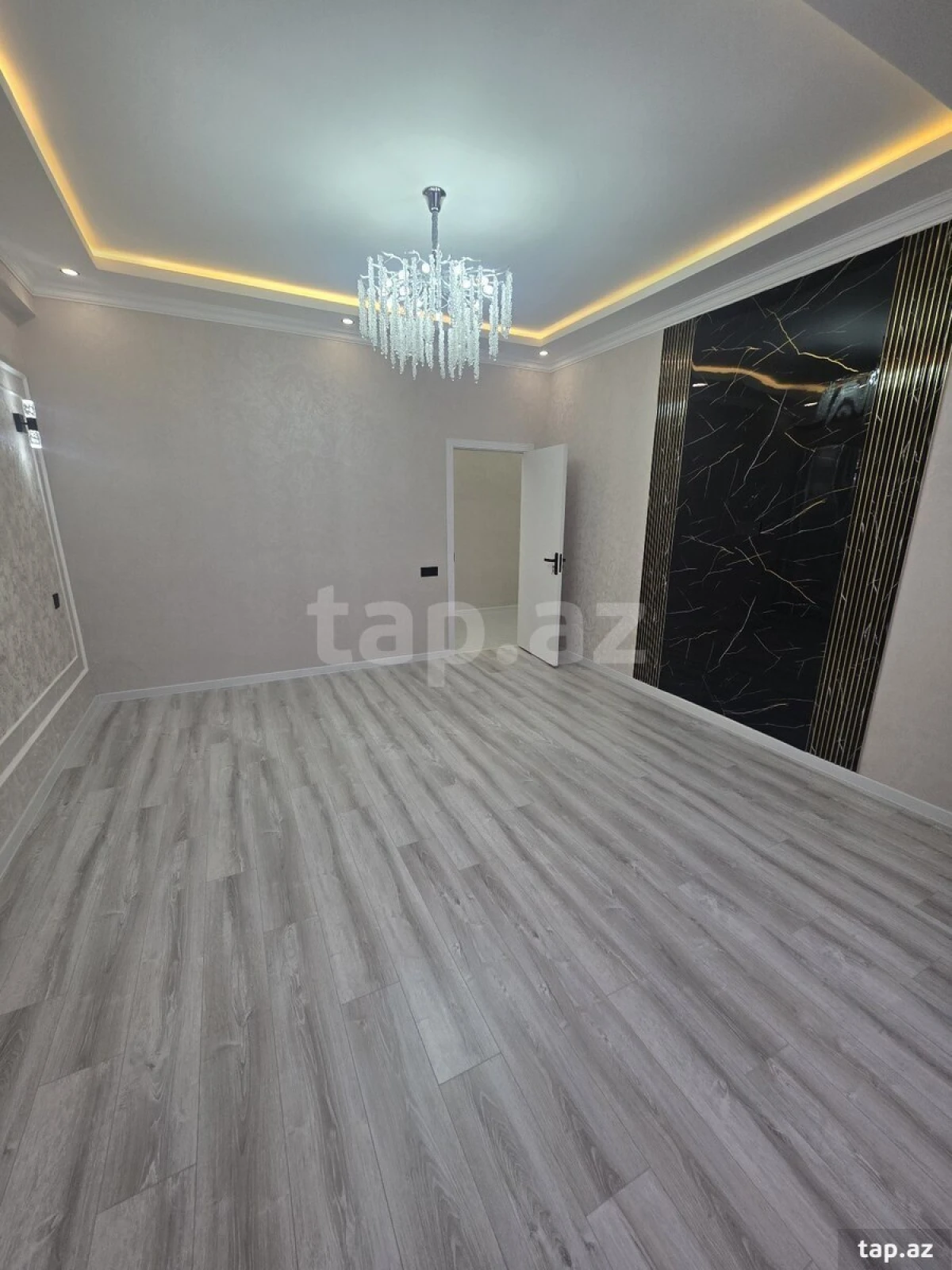 Satılır 3 otaqlı yeni tikili 80 m²