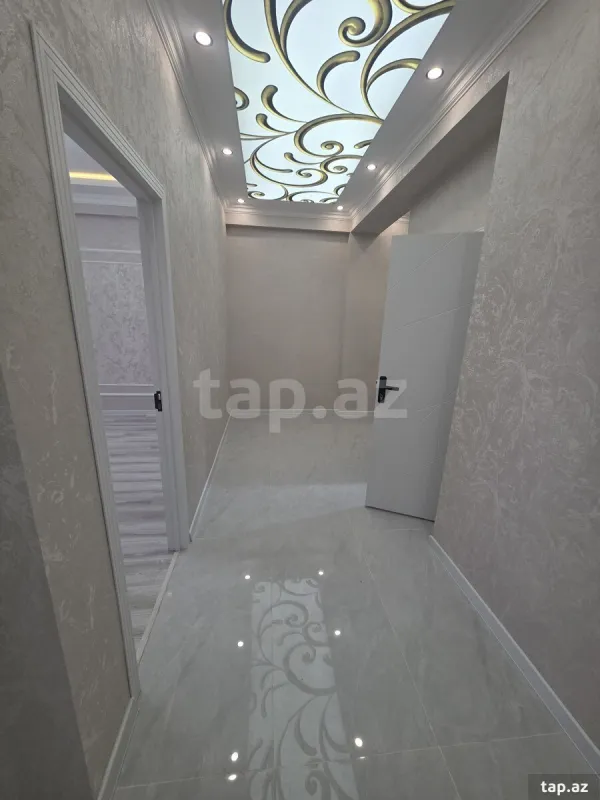 Satılır 3 otaqlı yeni tikili 80 m²