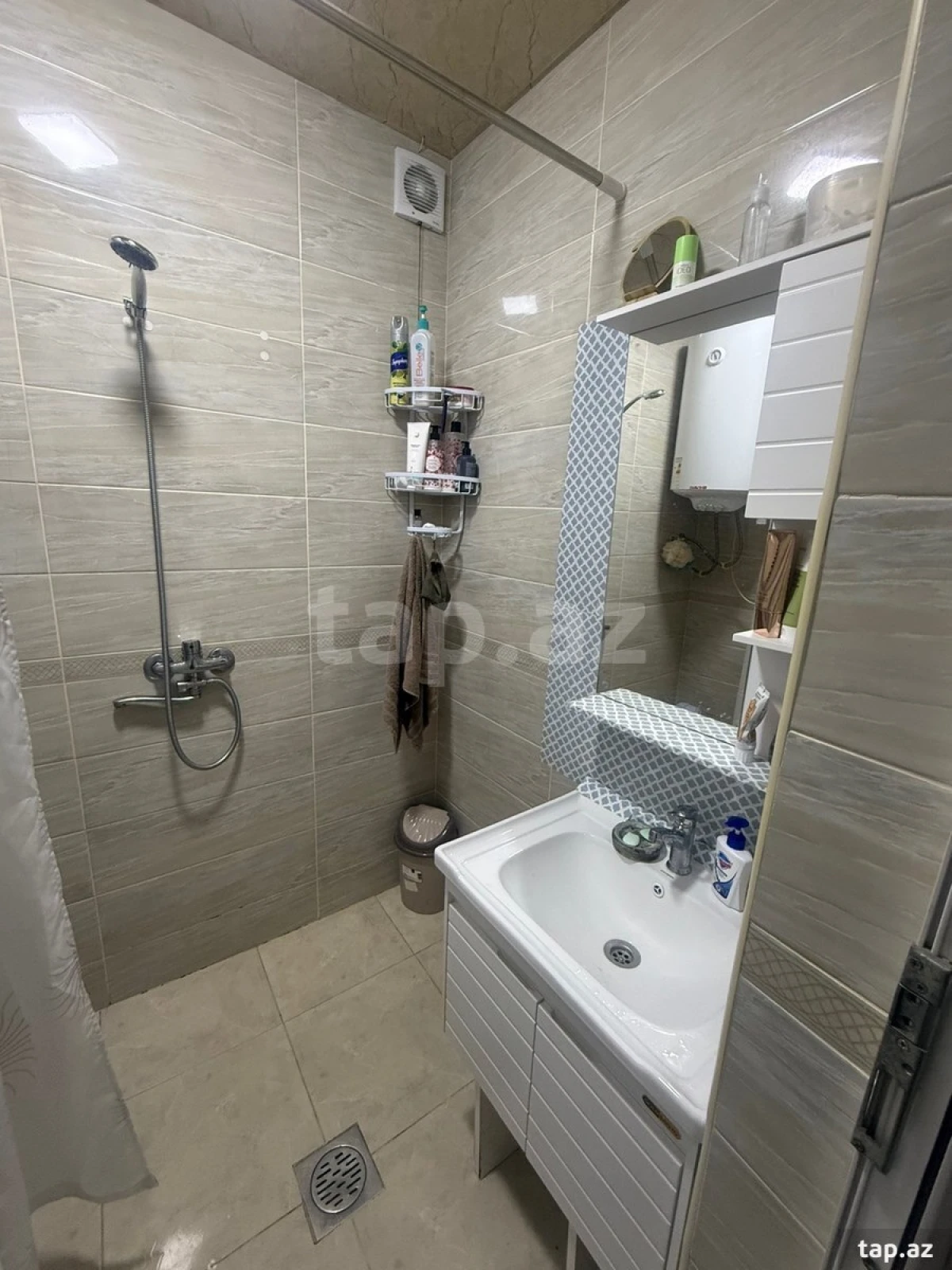 Satılır 2 otaqlı mənzil 60 m²