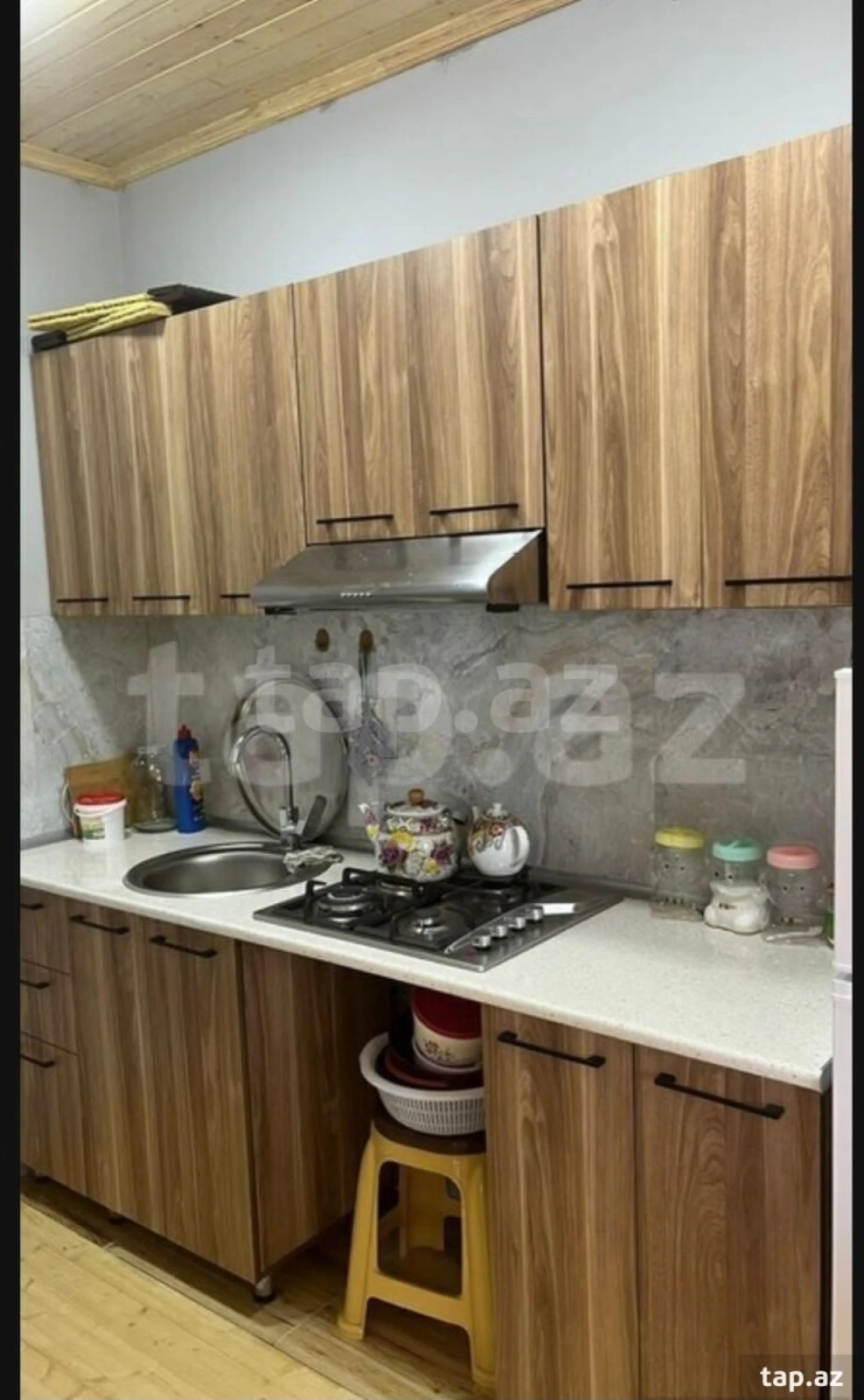 Kirayə verilir 3 otaqlı həyət evi