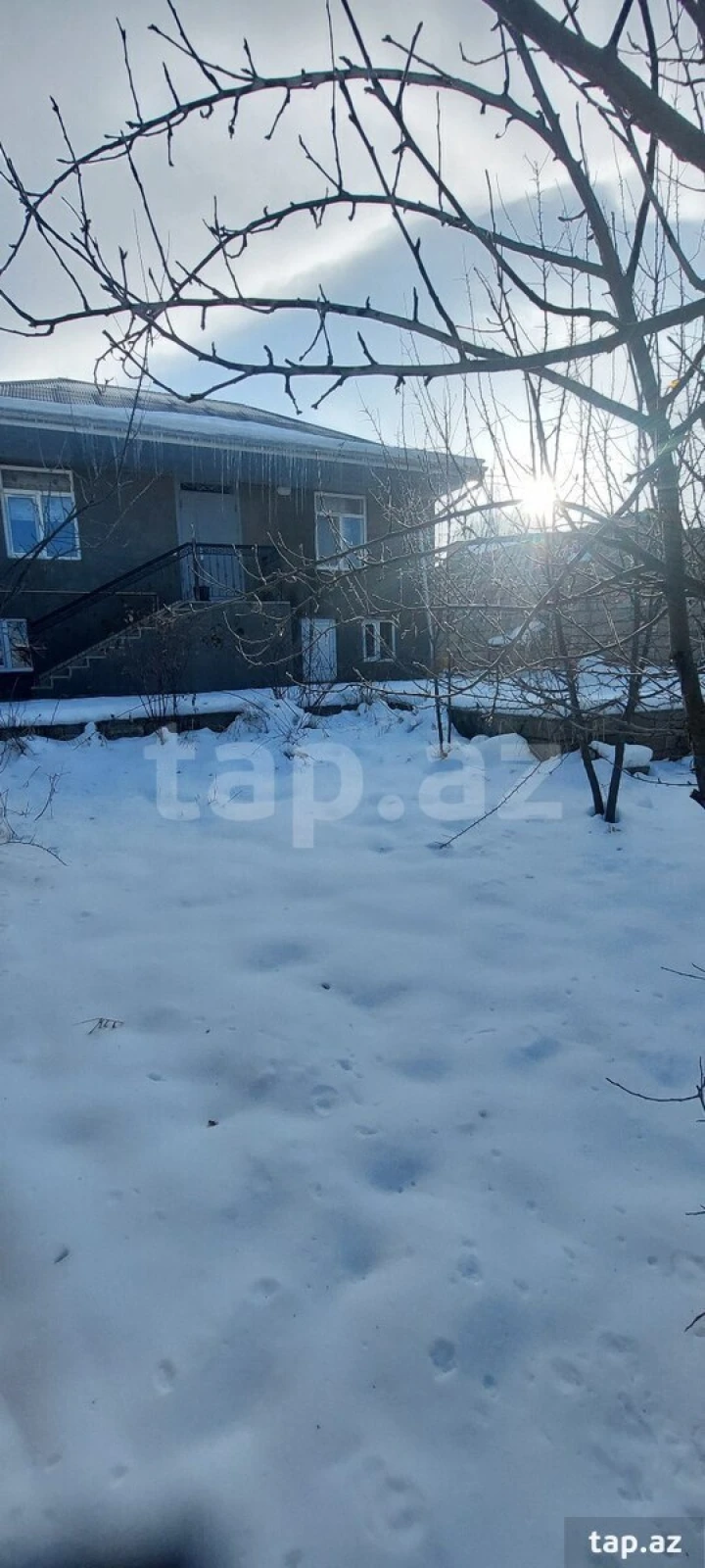 Kirayə verilir 3 otaqlı həyət evi