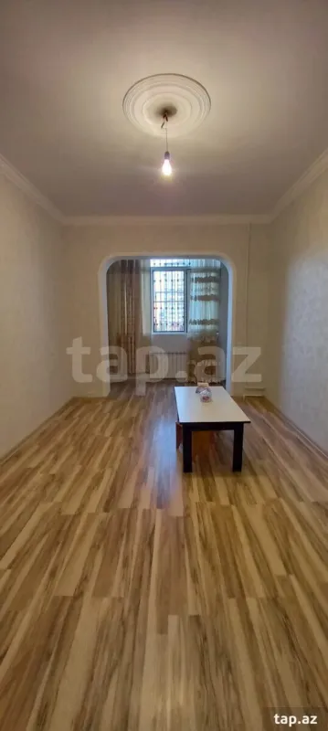Satılır 2 otaqlı mənzil 70 m²