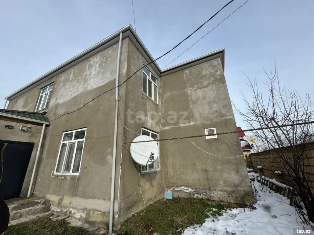 Satılır 3 otaqlı həyət evi