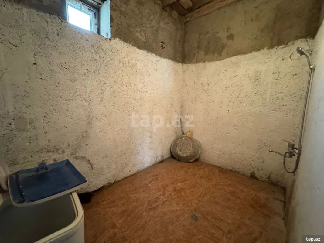 Satılır 3 otaqlı həyət evi