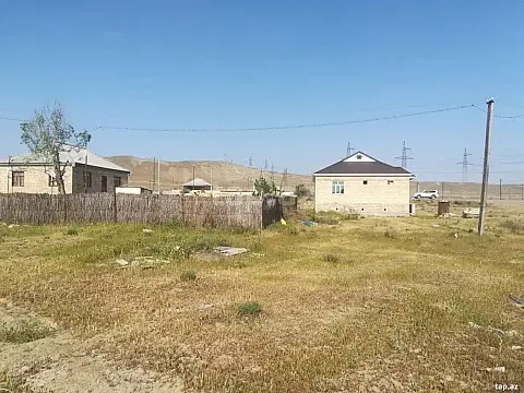 Satılır 5 otaqlı həyət evi