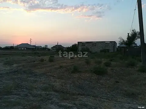 Satılır 5 otaqlı həyət evi