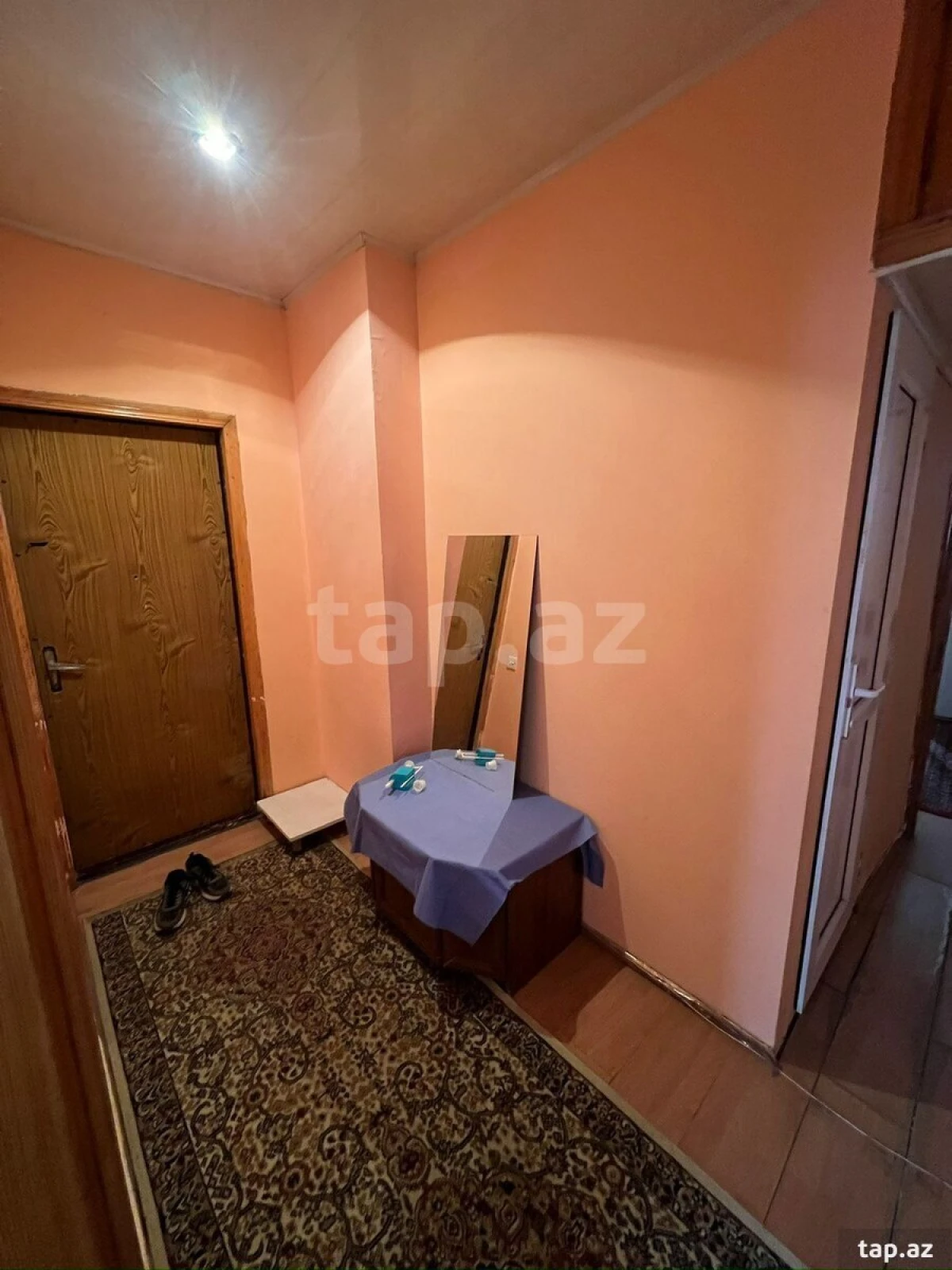 Kirayə verilir 2 otaqlı mənzil 45 m²