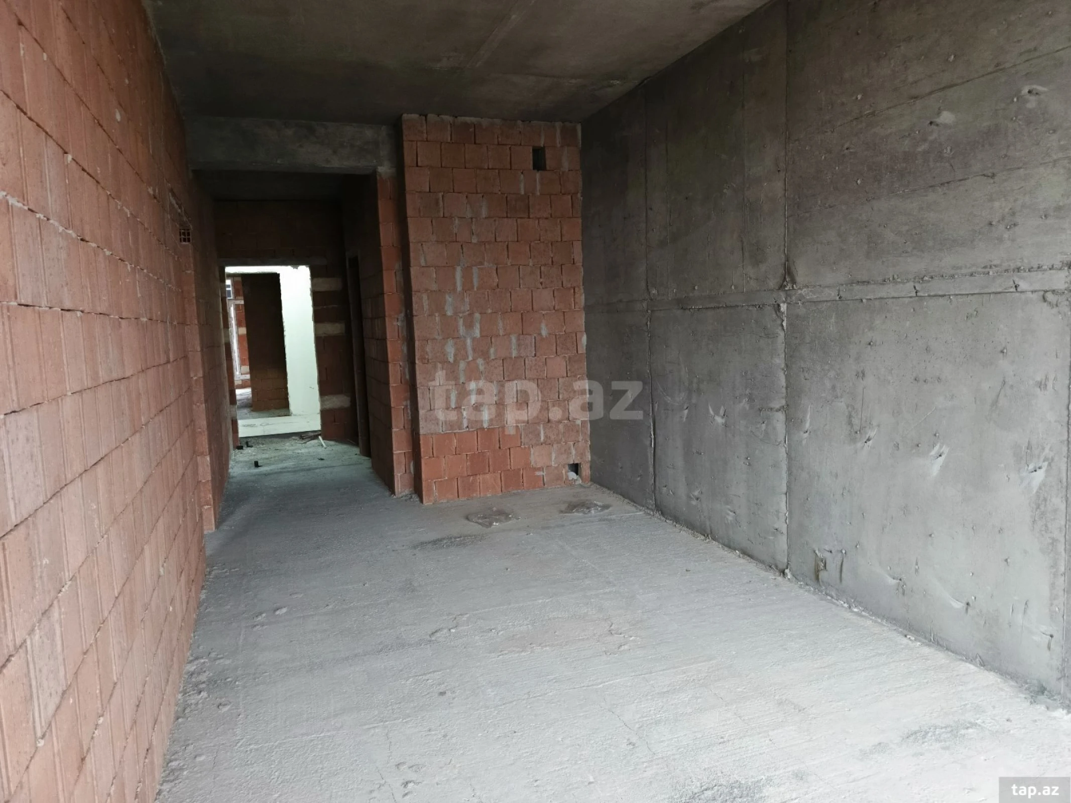 Satılır 1 otaqlı yeni tikili 60 m²