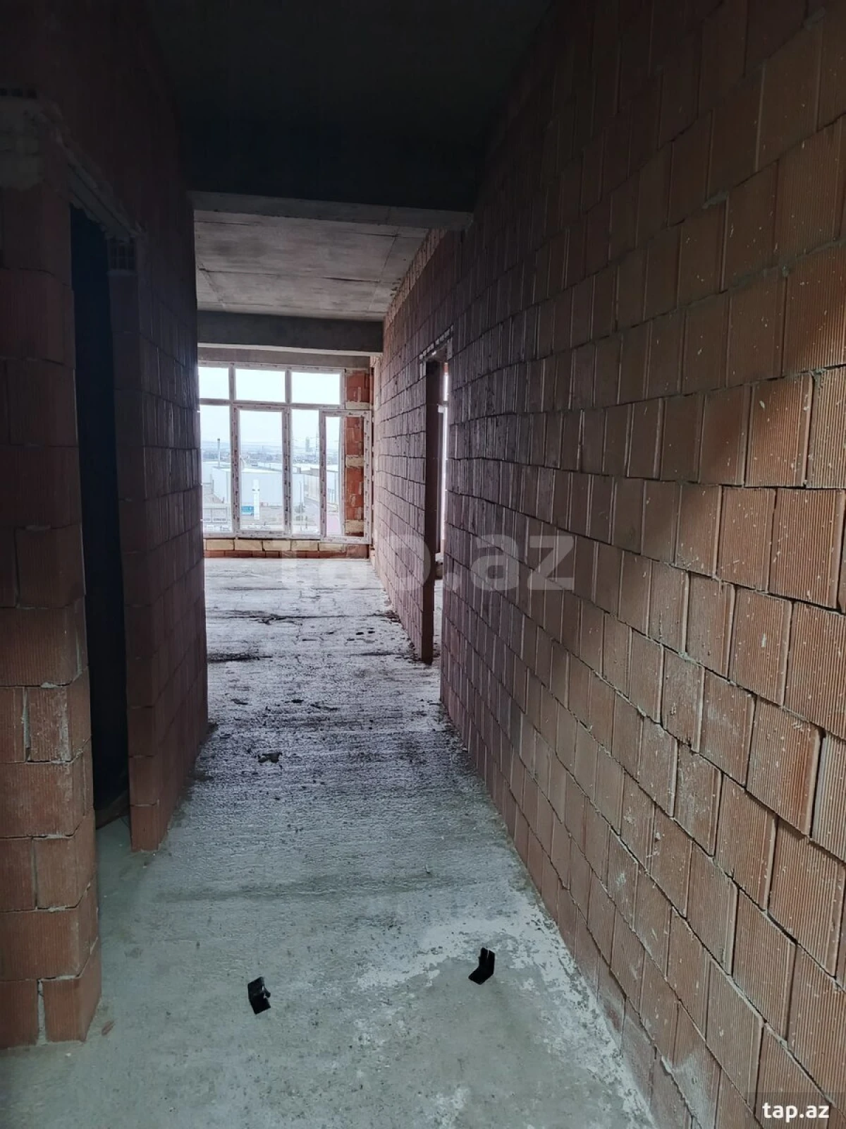 Satılır 1 otaqlı yeni tikili 60 m²
