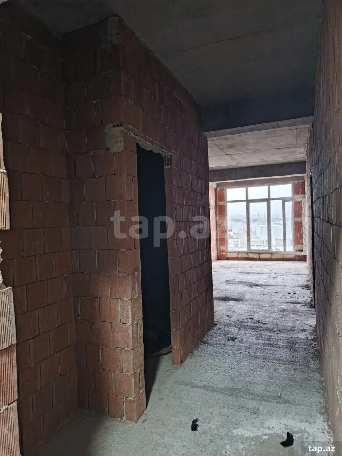 Satılır 1 otaqlı yeni tikili 60 m²