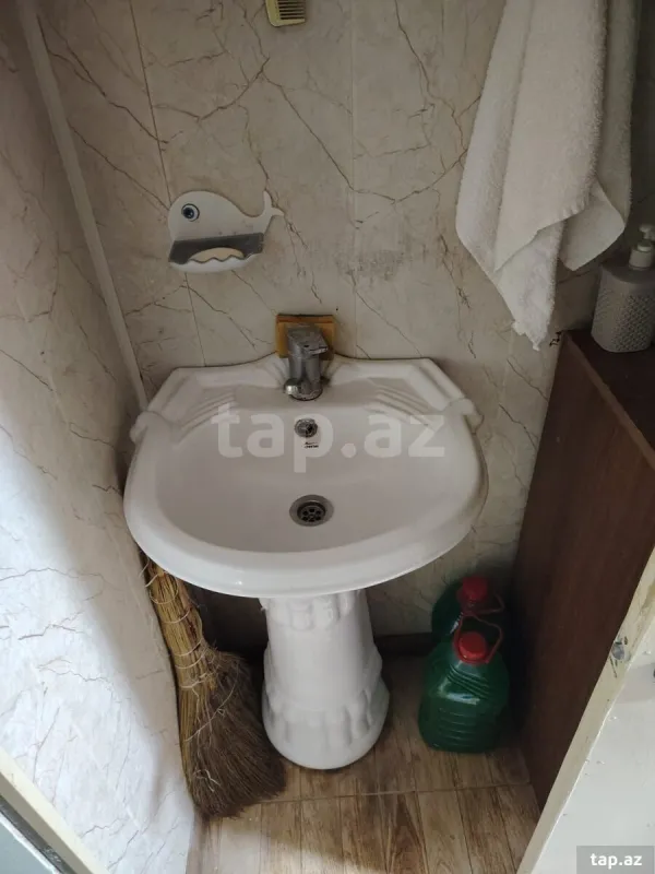 Satılır 3 otaqlı həyət evi