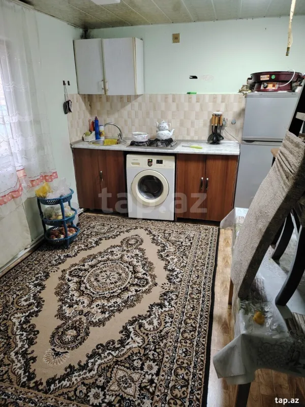 Satılır 3 otaqlı həyət evi