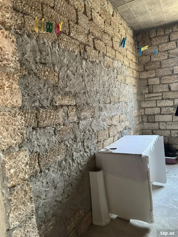 Satılır 5 otaqlı həyət evi