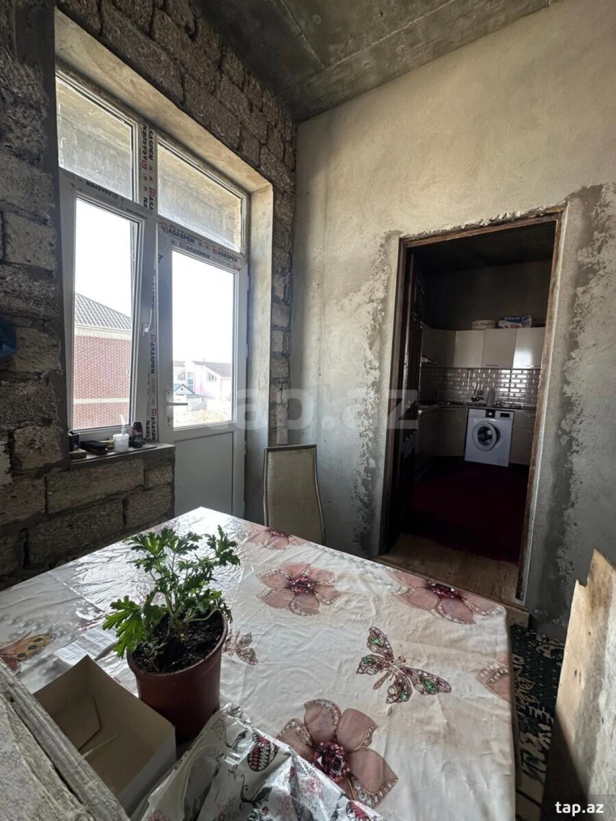 Satılır 5 otaqlı həyət evi