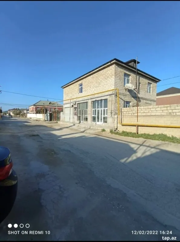 Satılır 5 otaqlı həyət evi