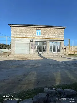 Satılır 5 otaqlı həyət evi