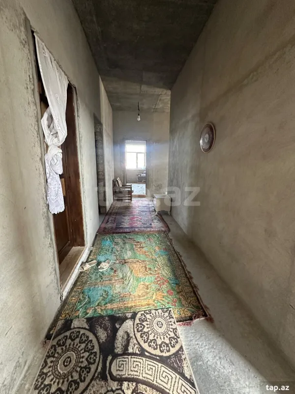 Satılır 5 otaqlı həyət evi