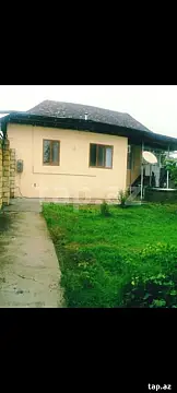 Satılır 3 otaqlı həyət evi — Şəki 3 otaq 50.00 m²