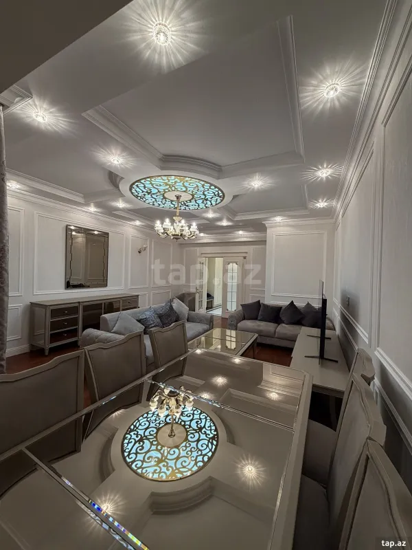 Satılır 3 otaqlı yeni tikili 142 m²