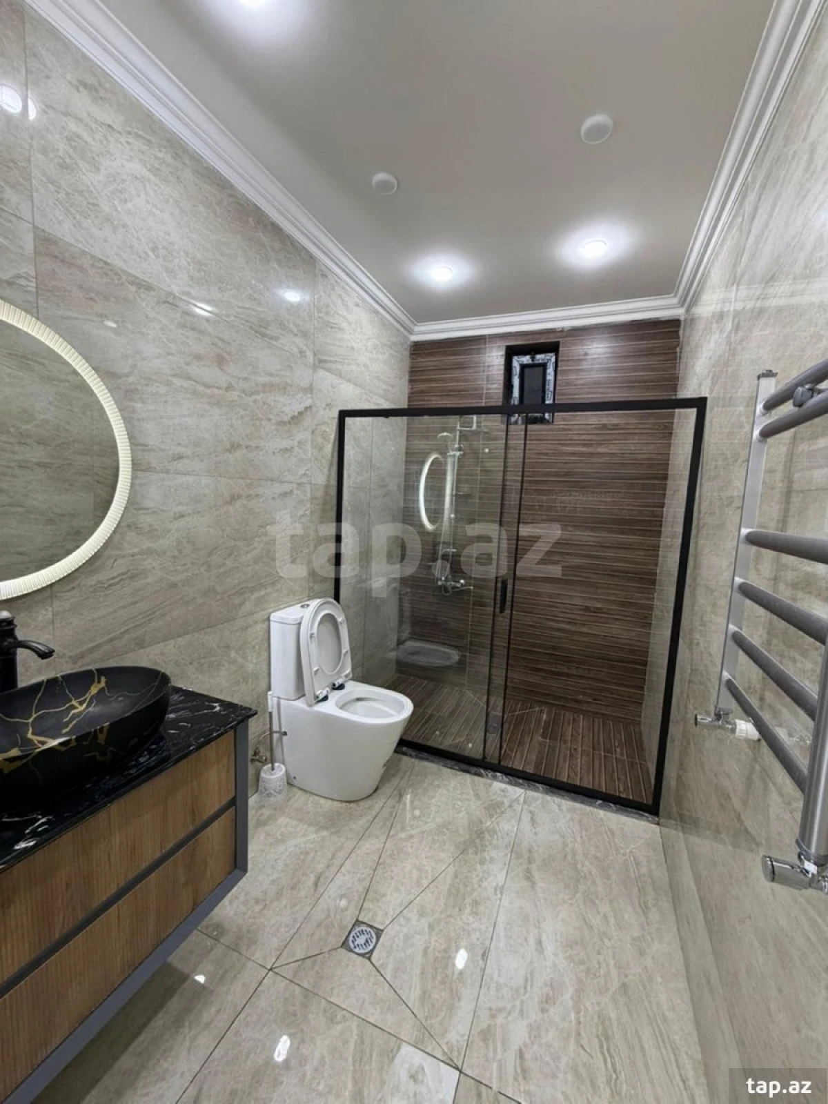 Kirayə verilir 3 otaqlı həyət evi