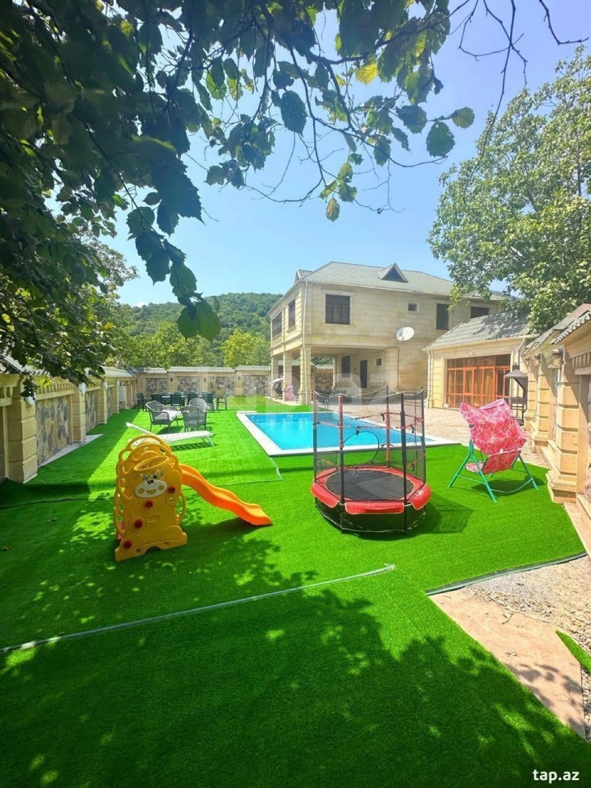 Kirayə verilir 3 otaqlı həyət evi 200 m²